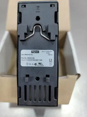 HOFFMAN 06040.0-00 DAH101TS Din Rail Mount Heater Heater Control loc4B