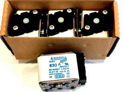 NEW SIBA SQB2 FUSE LINK 690V 630A 4 COUNT