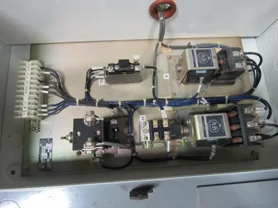 A-B Allen Bradley Cat. 814194/1 Bul. 268 Vintage 5hp 240VDC Motor Control