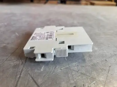 NEW SIEMENS 3RH1921-1DA11