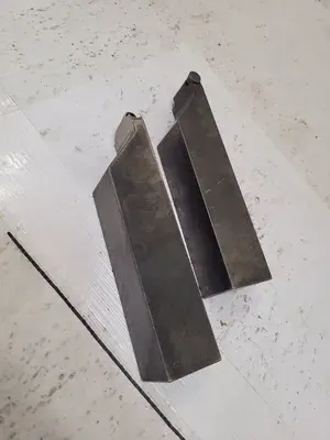 USED KENNAMETAL TOOLHOLDER