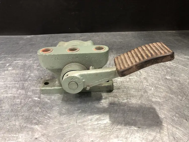 Used ROTAX 618UL Valves/Fittings British Columbia CA | Lenmark #258633