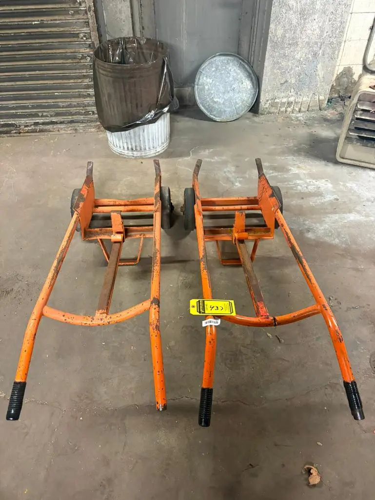 Used _UNKNOWN_ _UNKNOWN_ Drum Lifters Ohio US | Myron Bowling Auctioneers Inc #1504699
