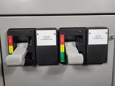 Used EATON CUTLER-HAMMER HFD3015 Switchgears British Columbia CA | Lenmark #239886