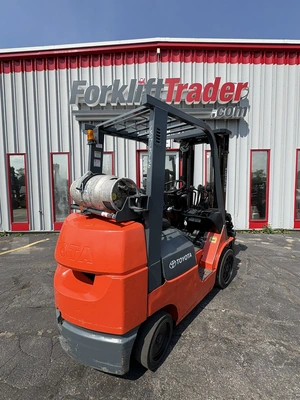 USED 2003 TOYOTA 7FGCU25