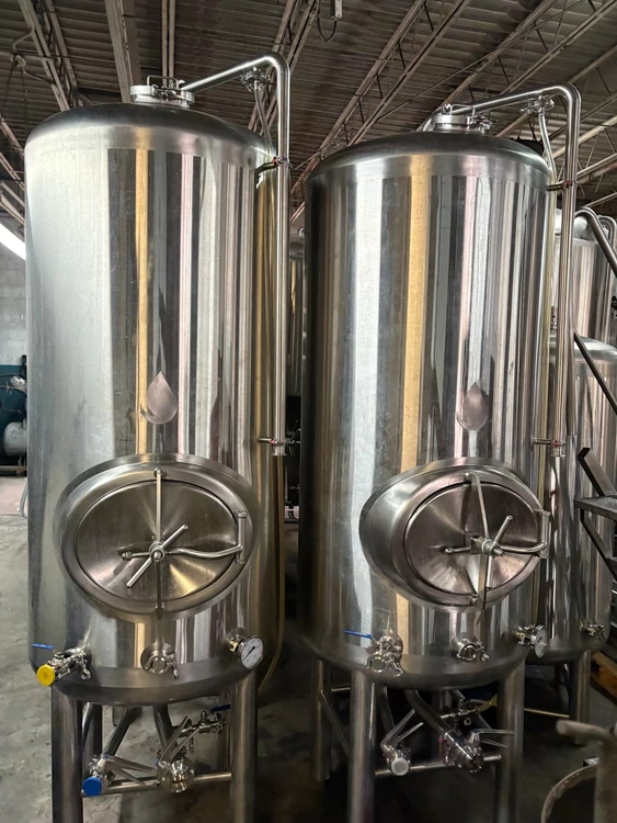 Used _UNKNOWN_ _UNKNOWN_ Fermenters / Bioreactors Indiana US | Brewhouse Equipment Group #1271305
