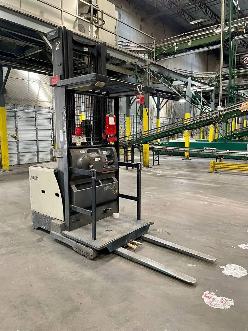 Used 2013 CROWN SP3520-30 Order Pickers Texas US | TB Forklifts #1274880
