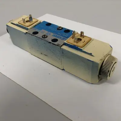 USED VICKERS DG4V-3-6C-M-U-HL7-60
