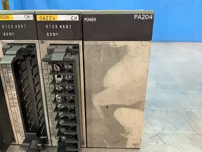 Used OMRON PA204 Input / Output Modules Ohio US | HGR 24 #1345302