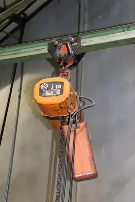 HITACHI 1/2 TON Cranes, Hoists | Rock Solid Tools (2)