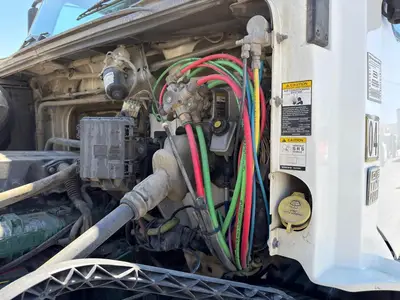 Used 2011 VOLVO VNL64T300 Conventional trucks California US | Ben Kaplan Equipment #1250886