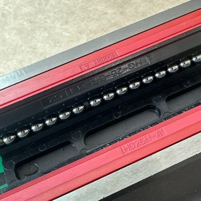 USED Hiwin HGW25HC 10BHM-2B