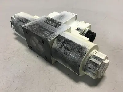 USED YUKEN DSG-01-3C40-D24-60
