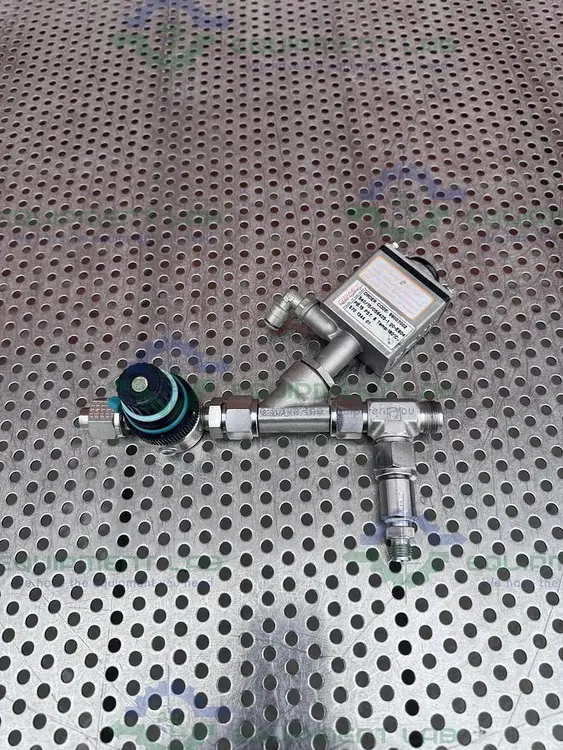 Used GEMU 540/15/D59405-1 PNEUMATIC VALVE ACTUATOR W/ NORGREN R05-200-RNEA REGULATOR Valves/Fittings California US | Equipment Lab #485871