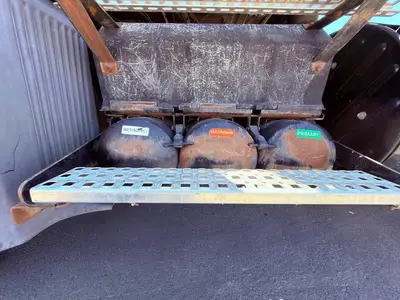 Used 2011 VOLVO VNL64T300 Conventional trucks California US | Ben Kaplan Equipment #1250886