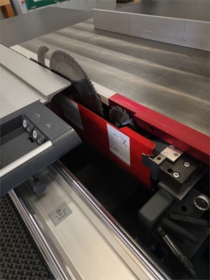 Used 2022 ALTENDORF F-45 HAND GUARD SINGLE FLEX Woodworking Panel Saws California US | MachineryMax #1372929