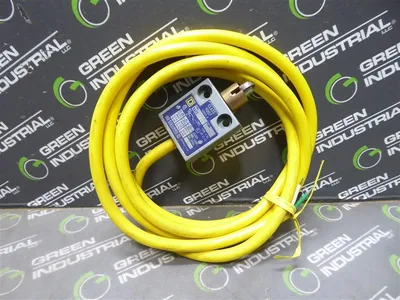 Square D 9007XA7306DC Miniature Enclosed Reed Switch 6 ft Cable New