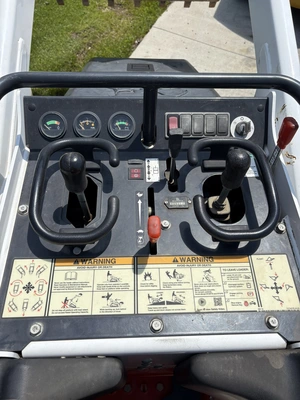 USED BOBCAT MT100