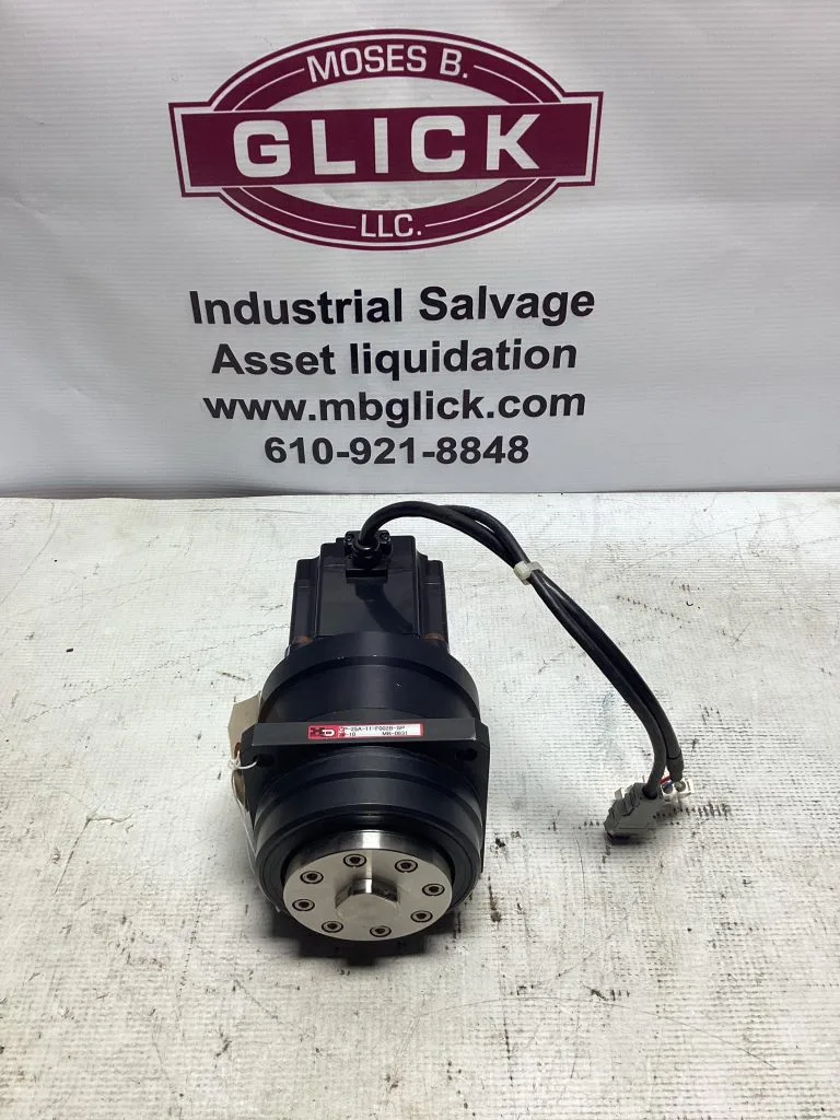 Yaskawa AC Servo Motor; SGMPH-04AAAGB01