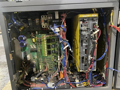 USED FANUC ArcMate 100iC/6L + R-30iA