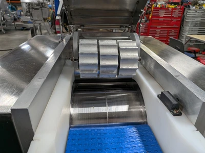 Used 2018 EXCELLENT BAKERY EQUIPMENT KSD-100-2/KSF-300S-2 Dough Dividers North Dakota US | Boyko Inc. #1262349