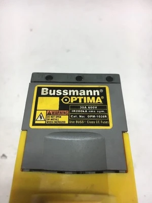 Bussmann Optima Overcurrent Protection Fuse Holder OPM-1038R (Qty2) Warranty!