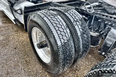 Used 2019 FREIGHTLINER CASCADIA Conventional trucks Louisiana US | Proxy Equipment #1385039