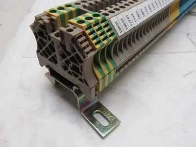 Weidmuller WDU 4 Feed Thru Terminal Contact Block Assembly 100+ DIN Rail Mounted