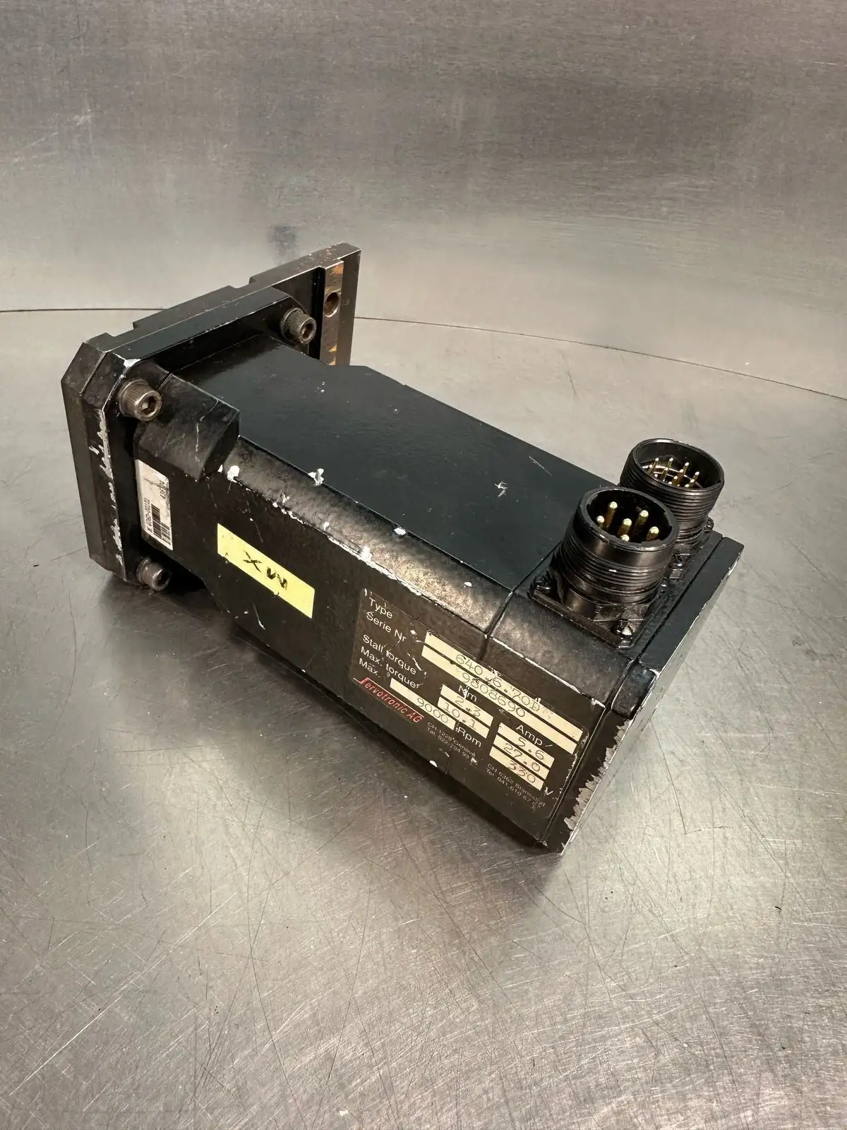Servotronic Ag 640.6.70D / 640670D 9000RPM 330V (7.4.1)