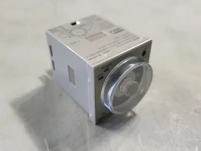 USED OMRON H3CR-A