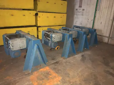 USED DEMAG 2 DEMAG 3.2 TON HOISTS AND 2 SIDE SUPPORTS