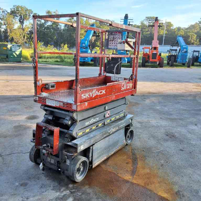USED 2013 Skyjack SJ3219
