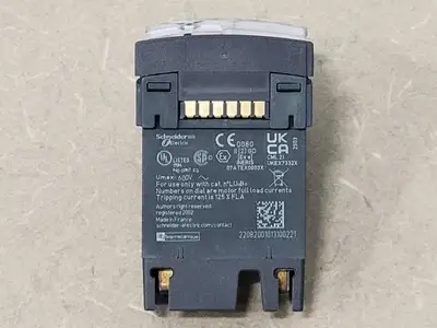 NEW SCHNEIDER ELECTRIC LUCB1XBL