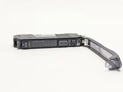 FS-N11CP | Keyence  Digital Fiber Optic Amplifier - Used