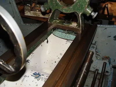 USED LODGE & SHIPLEY 18" X 84" GAP BED GEARED HEAD ENGING LATHE