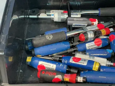 Used _UNKNOWN_ _UNKNOWN_ Screw Drivers Ohio US | HGR 24 #1335380