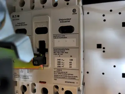 USED EATON HFD3040S