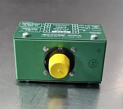 BANNER B8-1 PHOTOELECTRIC AMPLIFIER LOGIC MODULE. Loc5D-24