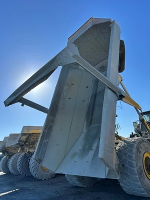 Used 2014 Komatsu HM400-3 Articulated Dump Trucks Ontario CA | Zadoon Equipment #1480634