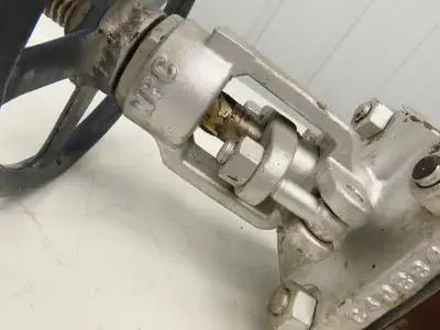Powell Valves 2.00 3003  2" Gate Valve Class 300 Flanged WCB Steel Rising Stem
