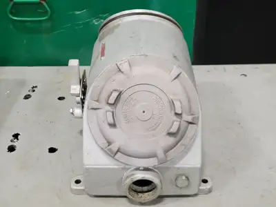 USED CROUSE-HINDS FLS30364-1-33