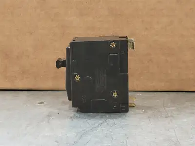 USED SQUARE D QO230