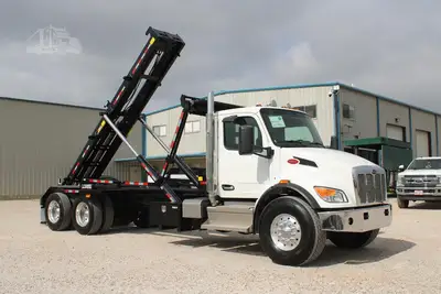 New | in-Stock 2027 PETERBILT 548 Rolloff Trucks Texas US | Roll Off Truck World #1492003