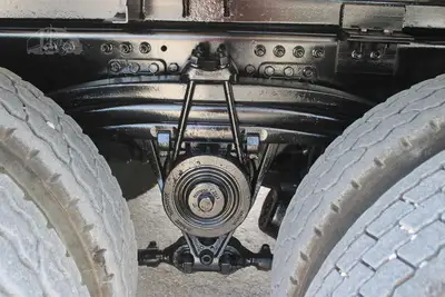 Used 2019 VOLVO VHD64B200 Vacuum Truck Texas US | Roll Off Truck World #1491991