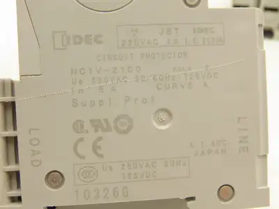 IDEC NC1V-2100 Circuit Breaker 2-Pole 220vAC/125vDC 5A 10A 20A Lot of 14