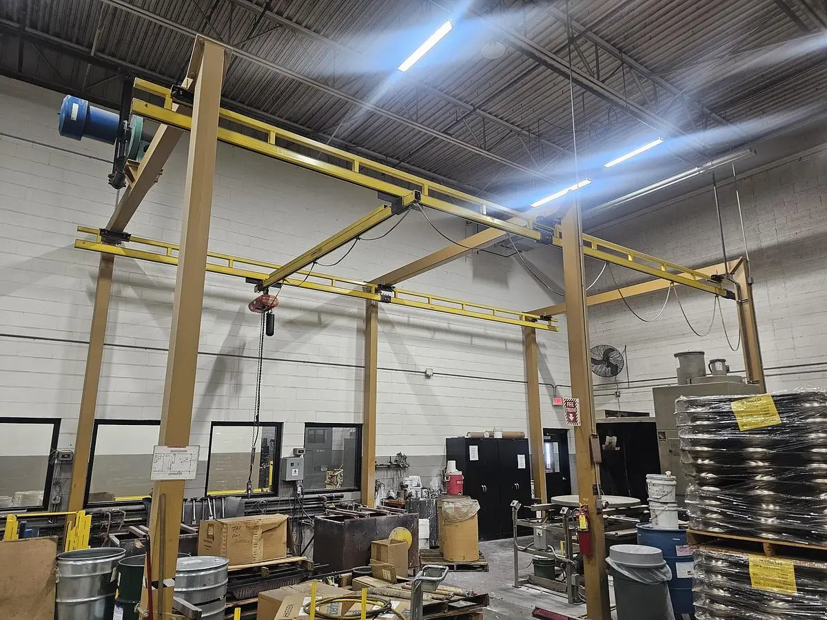 USED LODE RAIL LODE RAIL WORKSTATION CRANE