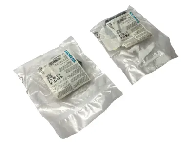 New | in-Stock SIEMENS TERMINAL COVER 3-POLE LOT OF 2 Miscellaneous MRO | Maverick Industrial Sales #1121580