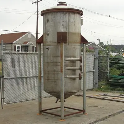 SPC5993  Tank 500 gallon vertical tank, Stainless Steel, 90 psi @ 330° F dimple jacket, conical