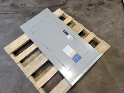 USED 2000 CUTLER-HAMMER PL1