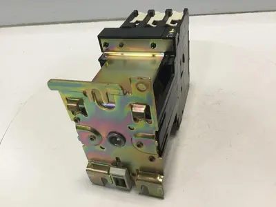 USED TELEMECANIQUE LP1D4011